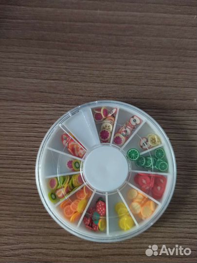 Атрибутика для ногтей