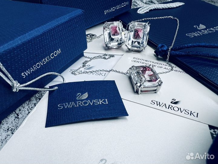 Комплект украшений Swarovski