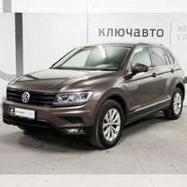 Volkswagen Tiguan 2.0 AMT, 2017, 189 300 км, с пробегом, цена 2 280 000 руб.