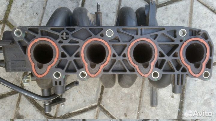 Коллектор впускной Renault Logan 1.4-1.6 8V