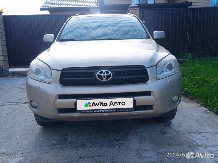 Toyota RAV4 2.0 AT, 2006, 228 000 км