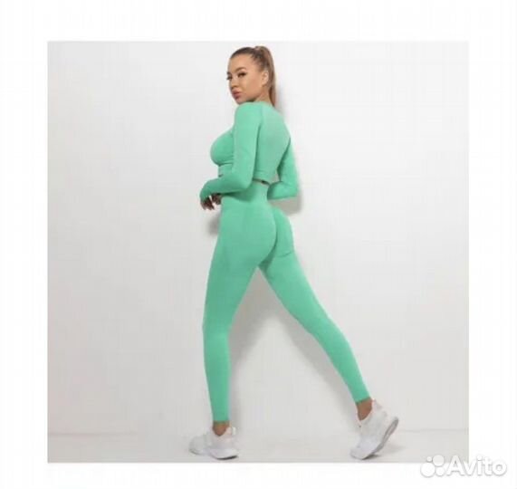 Костюм для фитнеса 4 в 1 новый