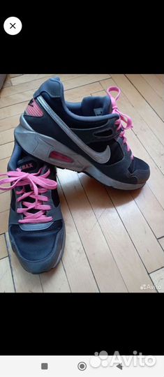 Кроссовки nike женские