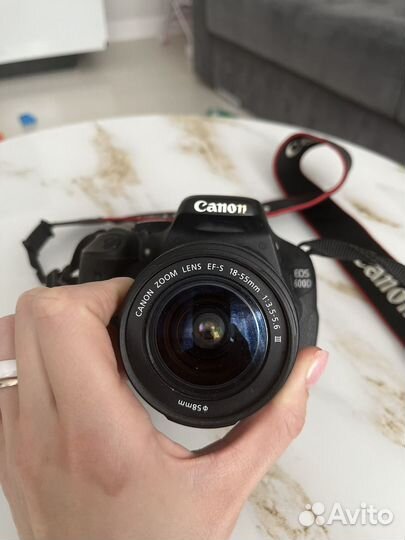 Зеркальный фотоаппарат canon 600d