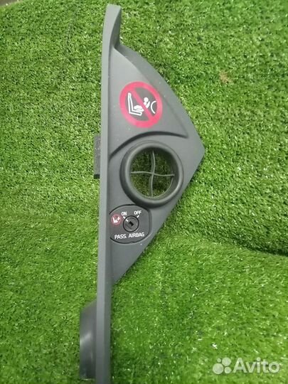 Выключатель пассажирской Airbag 30795214 Volvo S60