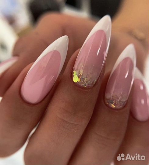 Модель на наращивание ногтей