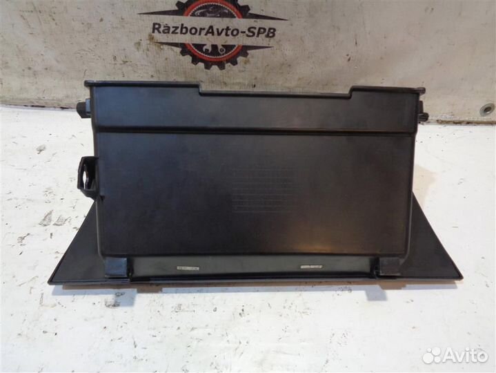 Бардачок Geely emgrand EC7 2011-2016