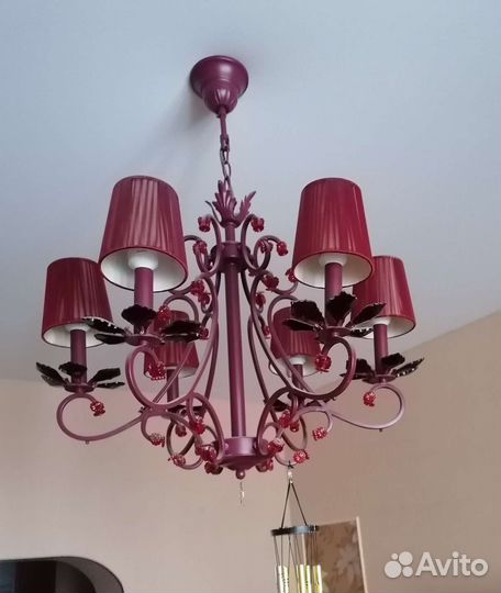 Люстра подвесная потолочная