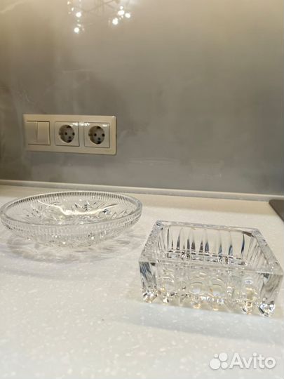 Вазы из цветного стекла