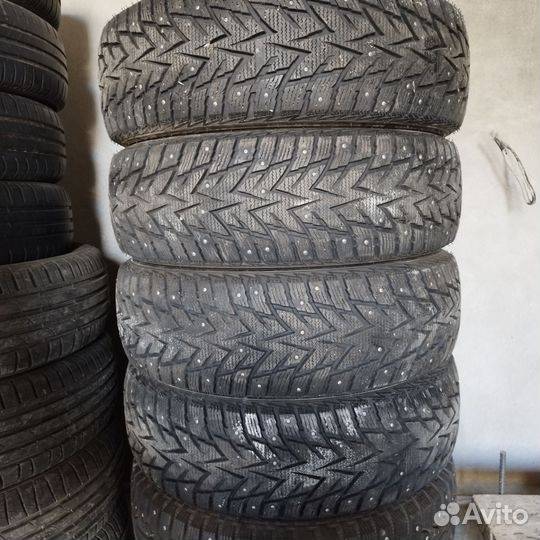 Kumho Ecsta PS71 205/60 R16 96V