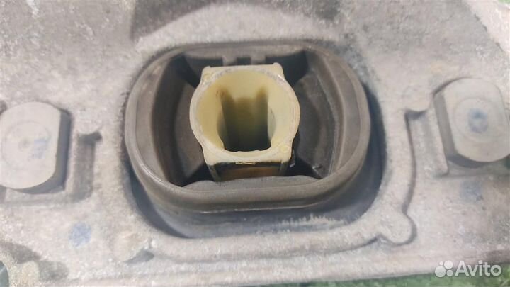 Опора (подушка) кпп Renault Duster 2015