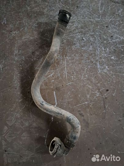 Патрубок охлаждения BMW E53