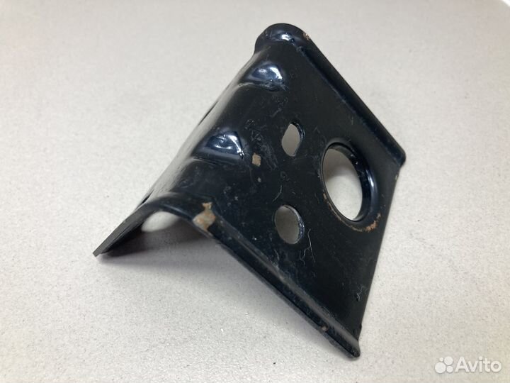 Кронштейн крепления радиатора левый Chery Tiggo 4
