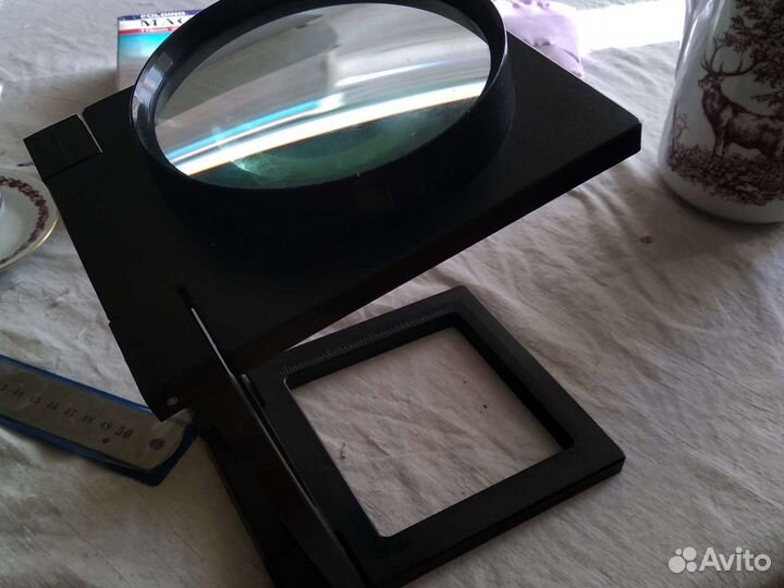 Увеличительное стекло