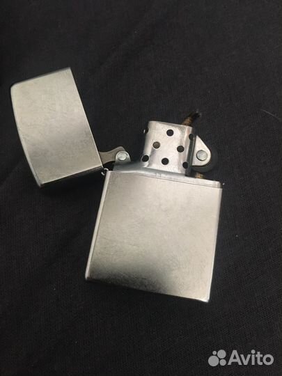 Зажигалка бензиновая zippo
