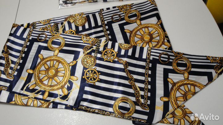 Шарф с модным морским принтом