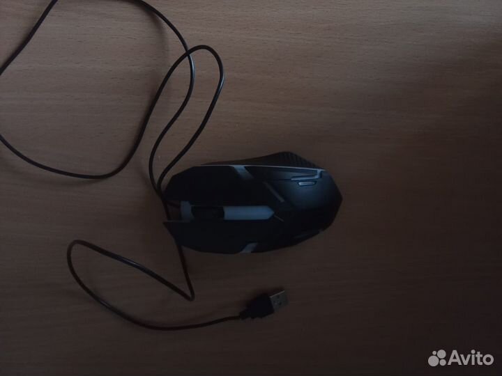 Игровая клавиатура и мышь для телефона