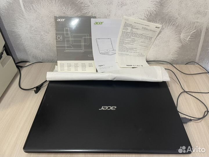 Ноутбук acer aspire 3