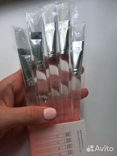 Новый набор кистей- аппликаторов