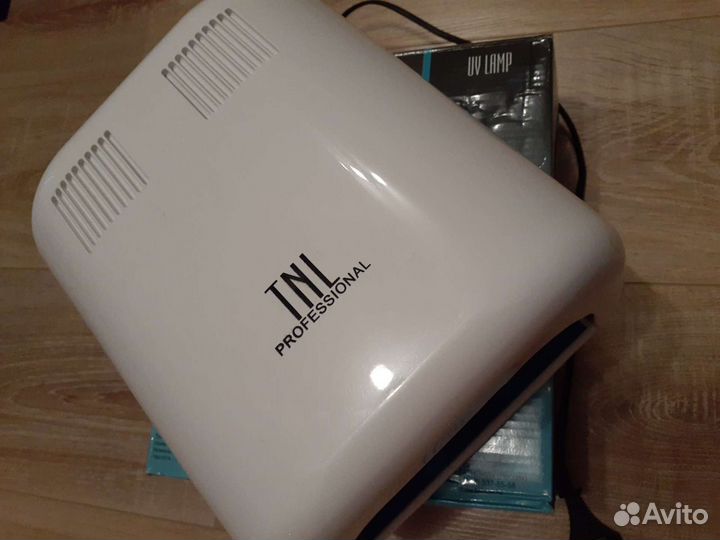 Уф лампа для ногтей