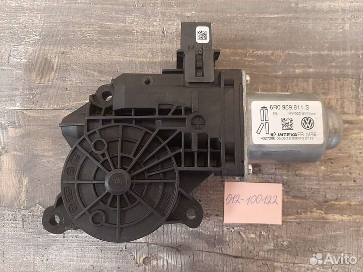 Мотор стеклоподъемника Volkswagen Polo VAG