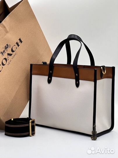 Сумка coach field tote 30 with badge