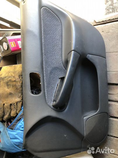 Обшивка двери Honda Civic ferio EK3 водительская