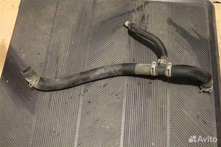 Патрубок радиатора нижний Jeep Grand Cherokee WK2