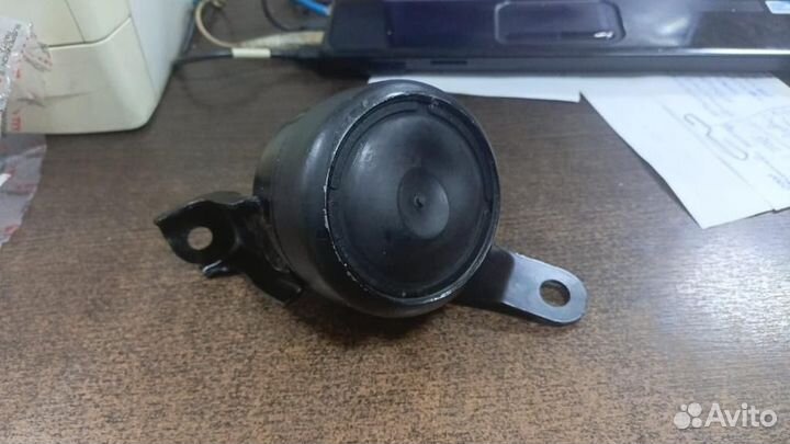 Подушка двигателя toyota