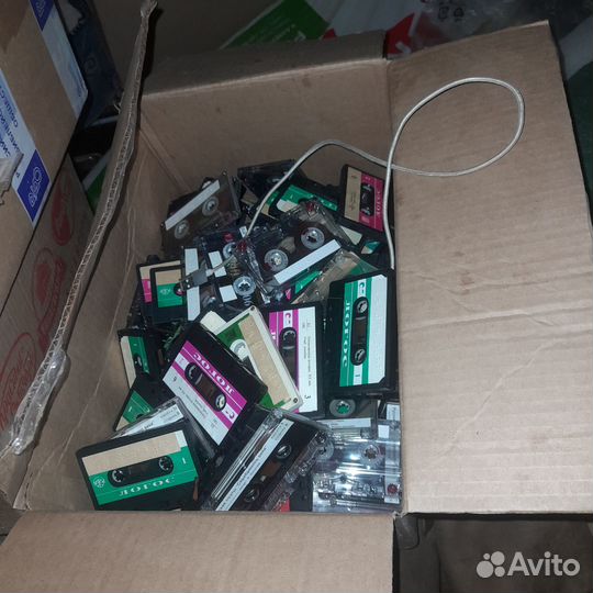 Аудиокассеты с записью