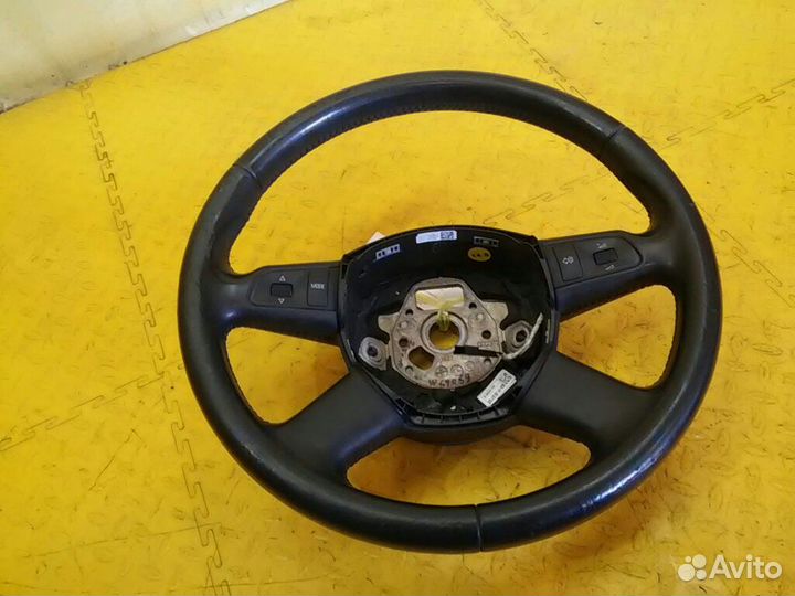 Рулевое колесо A8 (D3,4E)