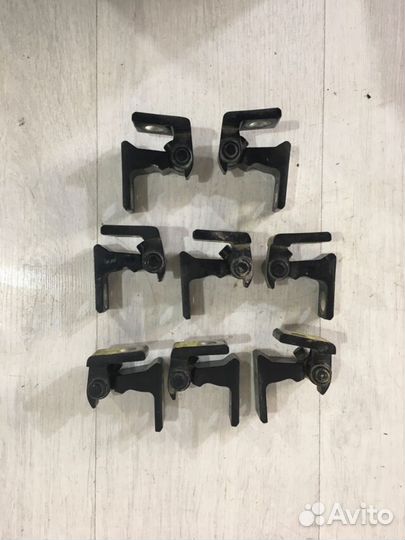 Петля двери volkswagen polo 5 1.4 мт хетчбек