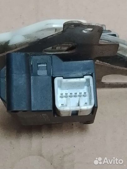 Сервопривод заслонак отапителя Toyota Camry SV41