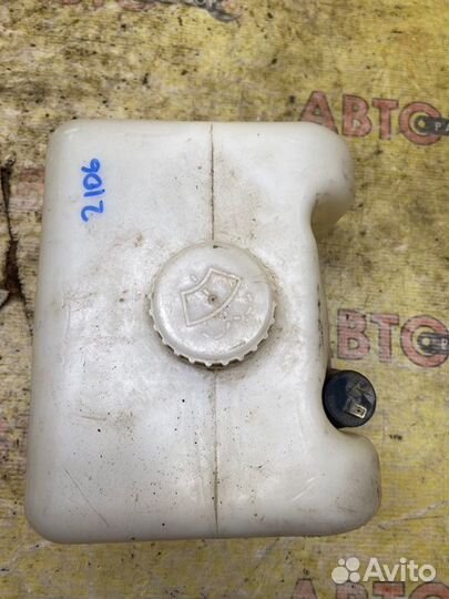 Бачок омывателя Лада 2106 2103