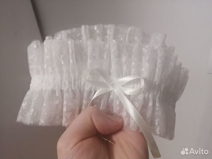 Свадебная подвязка