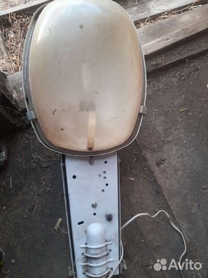 Уличный фонарь