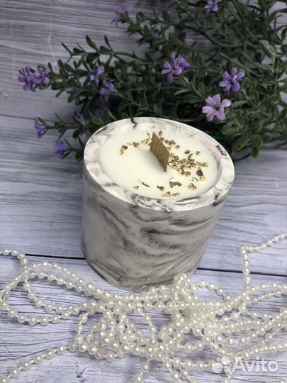 Ароматическая свеча