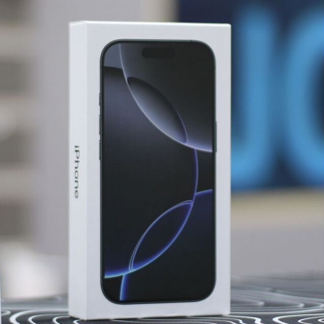 iPhone 16 Pro, 256 ГБ, SIM + eSIM