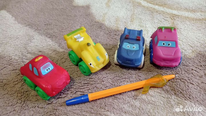 Машинки мультяшки