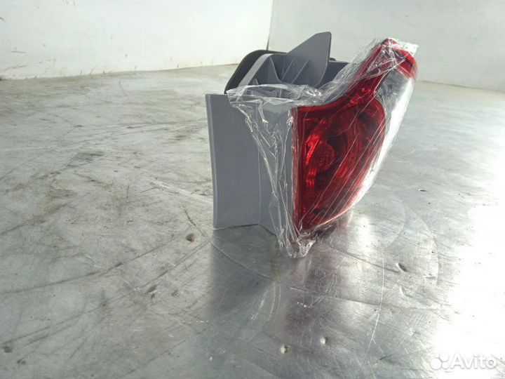 Фонарь наружный Лев./Прав. задний Honda Accord 8