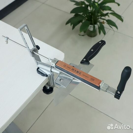 Точилка для ножей с поворотным механизмом опт розн