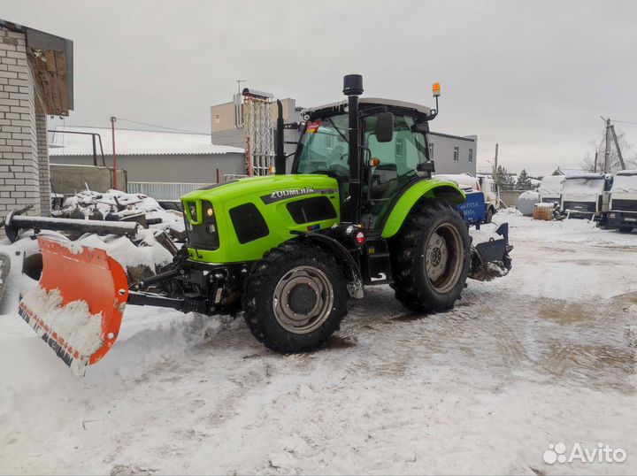 Аренда трактора с щеткой