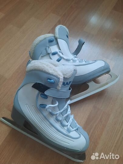 Коньки фигурные 37 размер утепленные