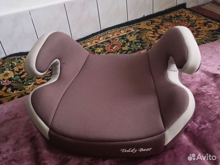 Автокресло бустер