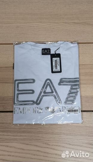 Нова футболка EA7 Emporio Armani ориг