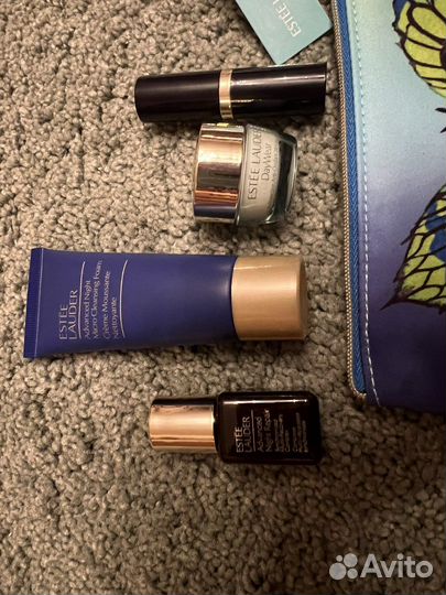 Косметичка и косметика estee lauder