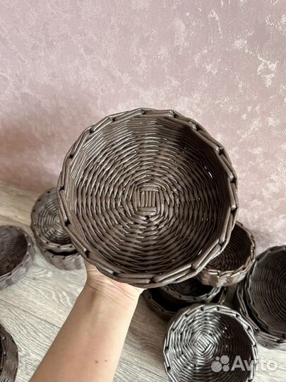 Корзина из бумажной лозы