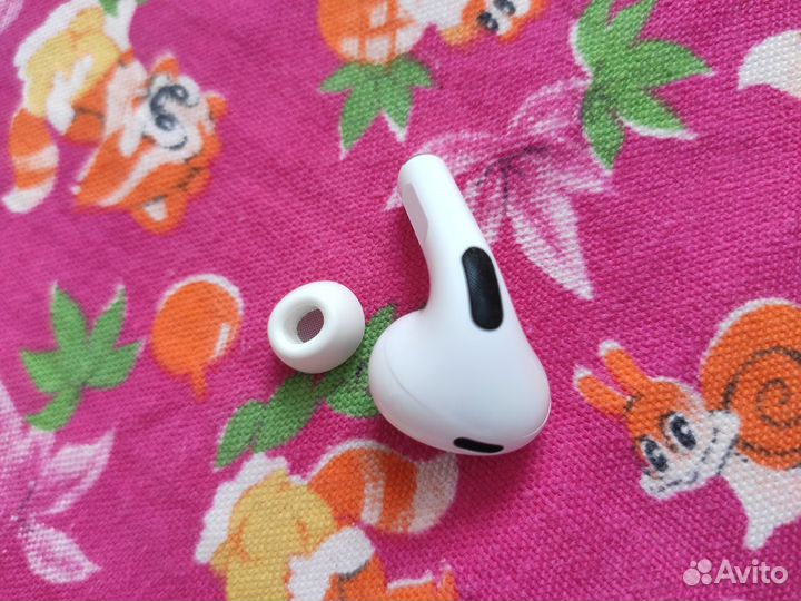 Правый наушник AirPods Pro 2