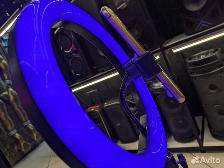 Лампа LED кольцевая 26см со штативом