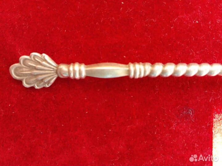 Винтажная серебряная ложка